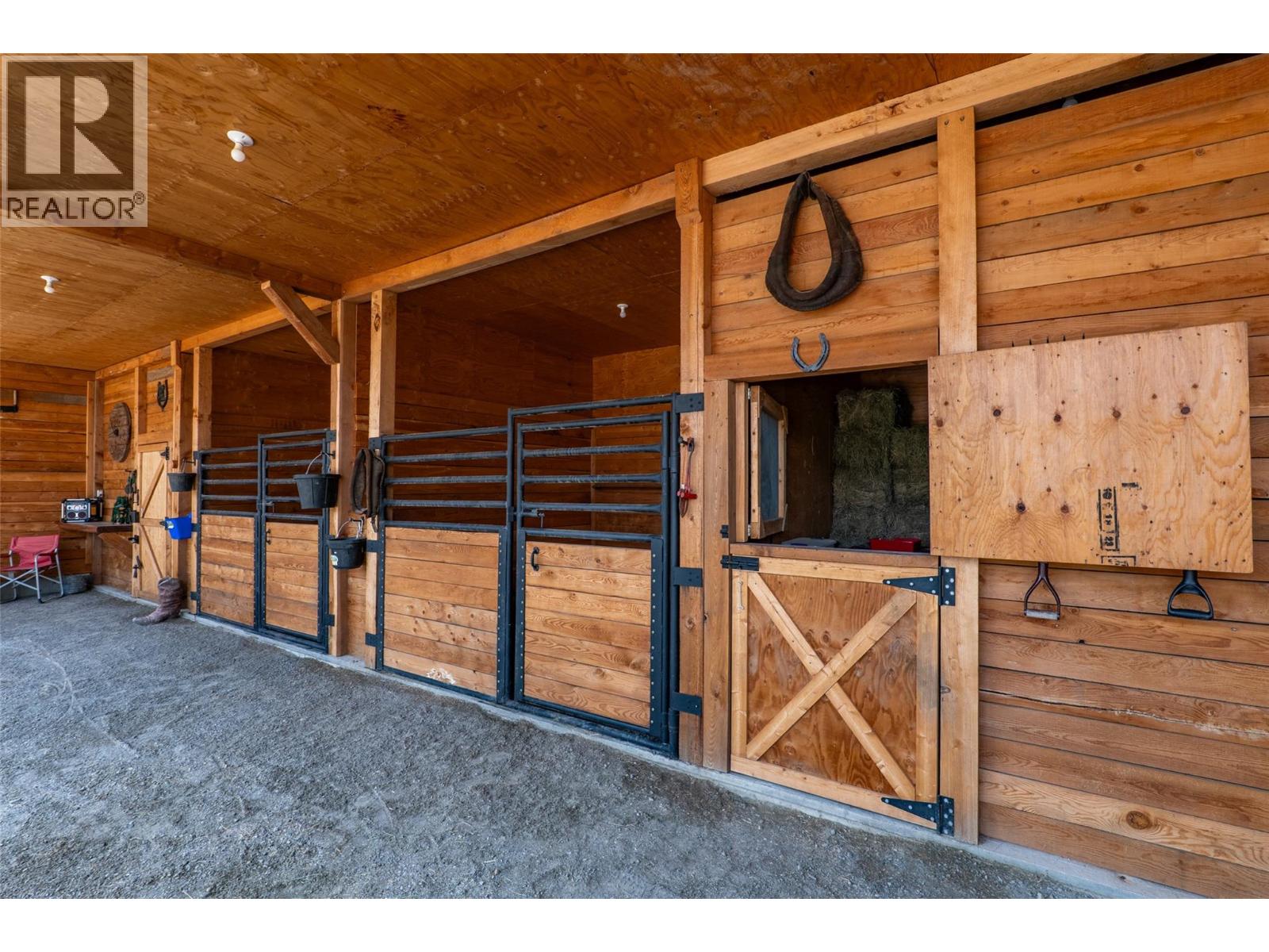 1918 Shuswap Road E, Kamloops, British Columbia  V2H 1S9 - Photo 86 - 10394920