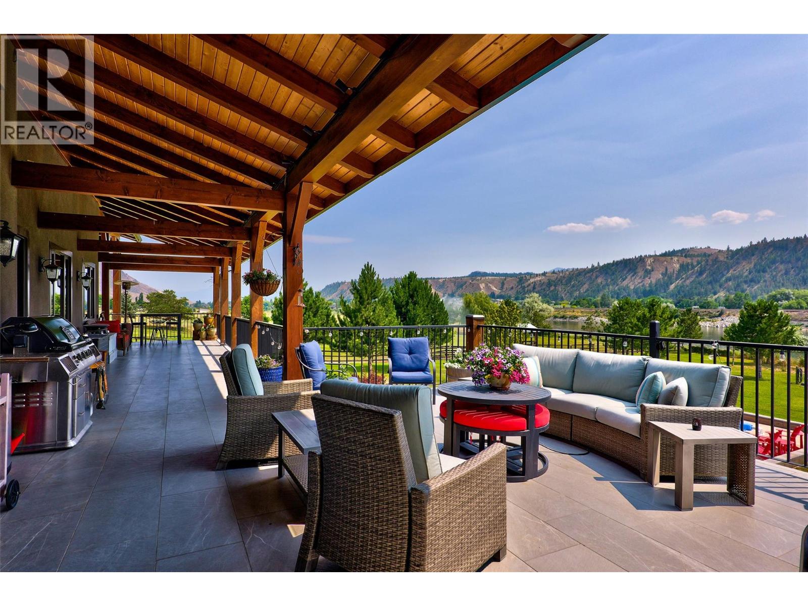 1918 Shuswap Road E, Kamloops, British Columbia  V2H 1S9 - Photo 62 - 10394920
