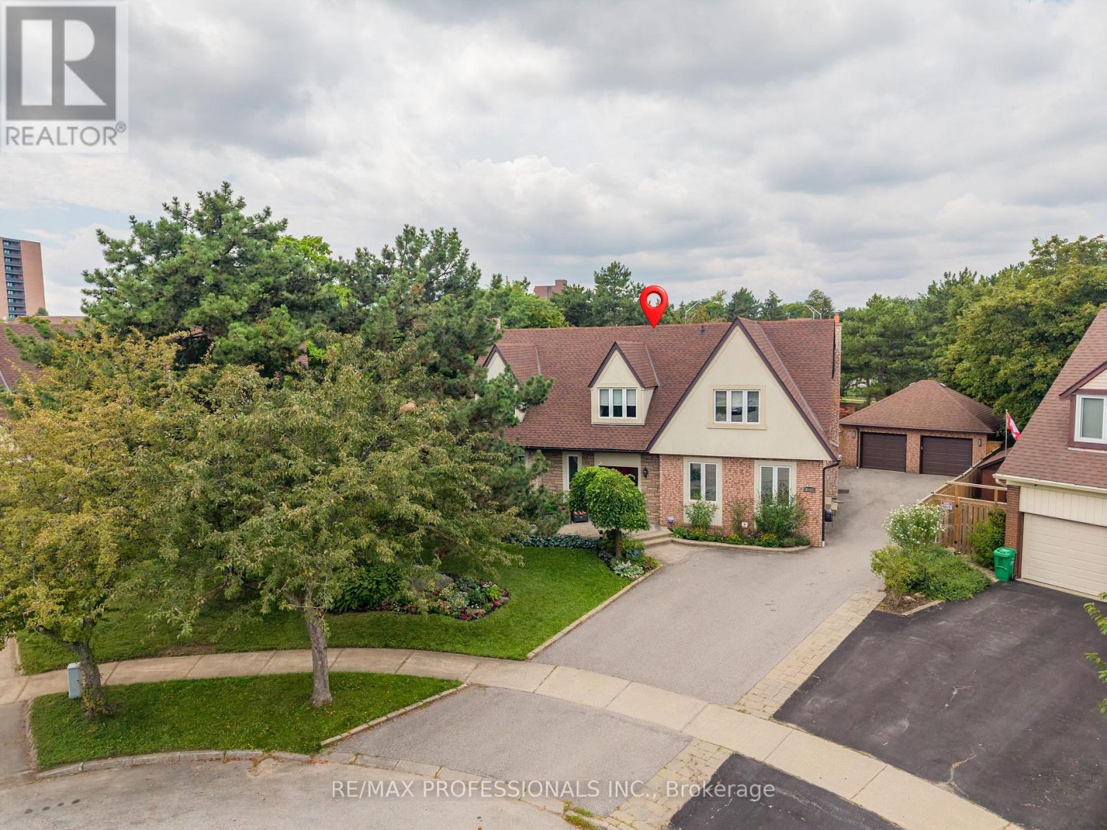 2604 BARRISDALE COURT, Mississauga, Ontario