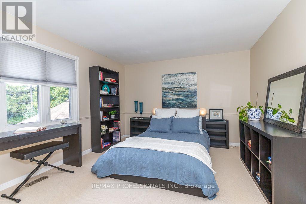 2604 Barrisdale Court, Mississauga, Ontario  L5N 2H2 - Photo 34 - W13654468
