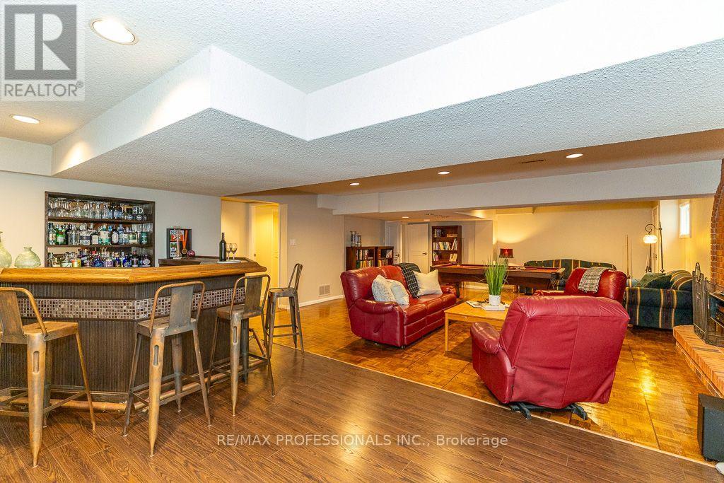 2604 Barrisdale Court, Mississauga, Ontario  L5N 2H2 - Photo 36 - W13654468
