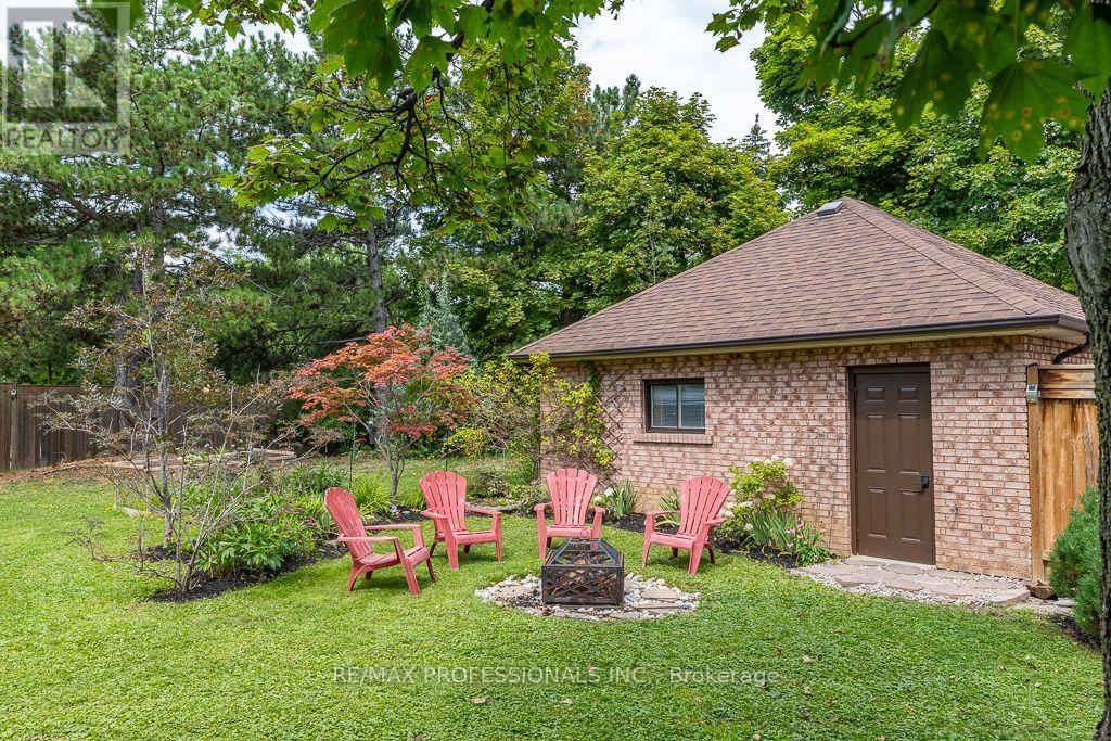 2604 Barrisdale Court, Mississauga, Ontario  L5N 2H2 - Photo 45 - W13654468