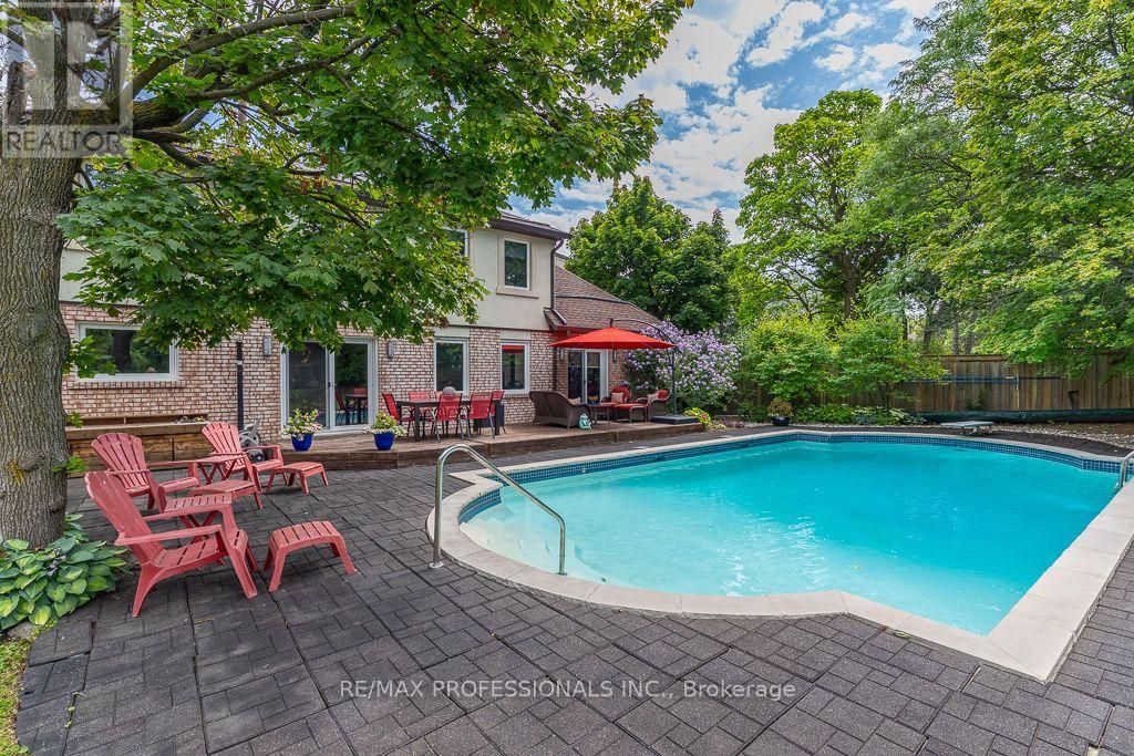 2604 Barrisdale Court, Mississauga, Ontario  L5N 2H2 - Photo 46 - W13654468