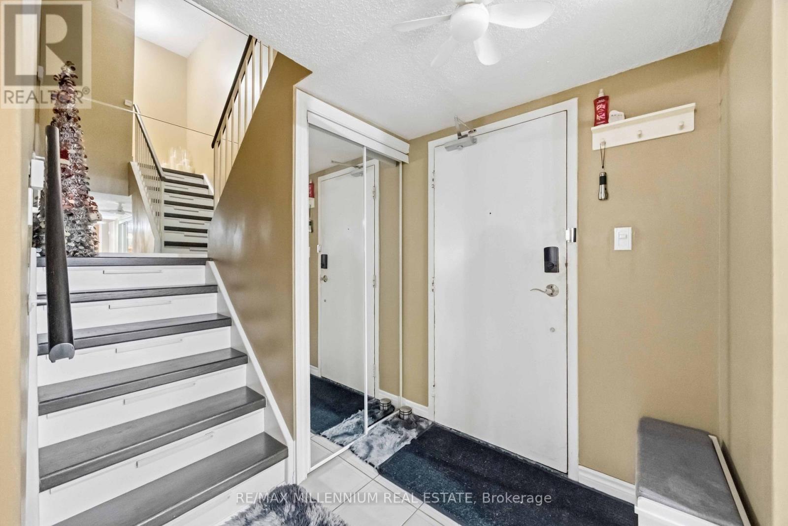 126 - 2645 Jane Street, Toronto, Ontario  M3L 2J3 - Photo 5 - W13654478