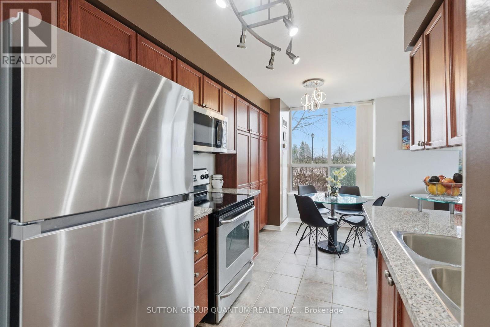 104 - 4889 Kimbermount Avenue, Mississauga, Ontario  L5M 7R9 - Photo 4 - W13654504