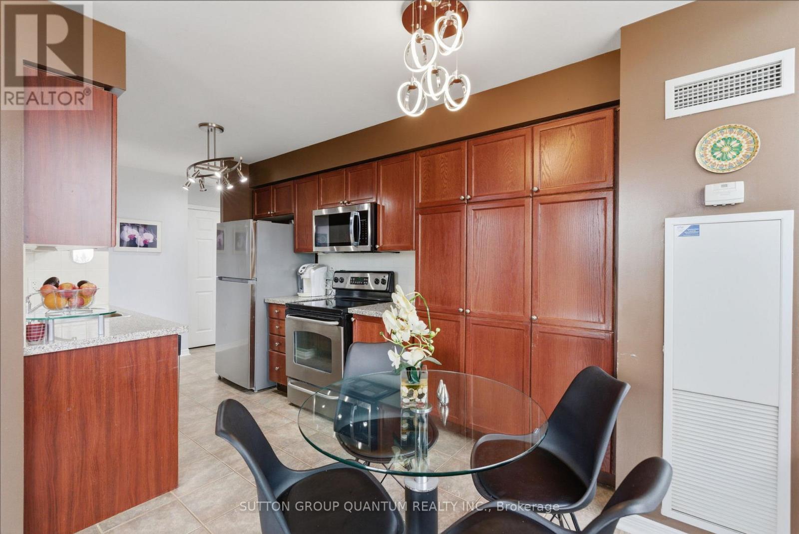 104 - 4889 Kimbermount Avenue, Mississauga, Ontario  L5M 7R9 - Photo 7 - W13654504
