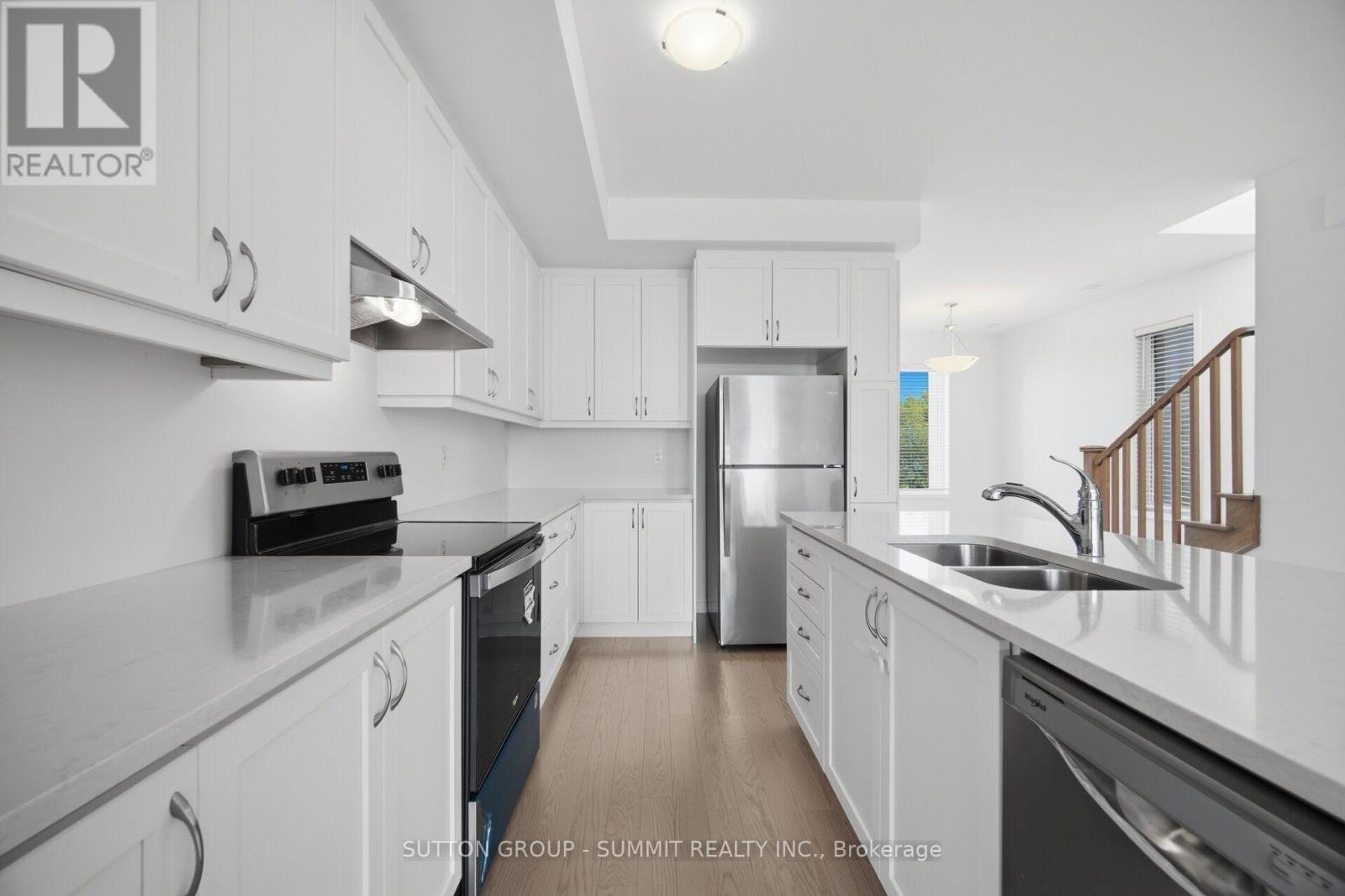 5206 Viola Desmond Drive, Mississauga, Ontario  L5M 2S7 - Photo 10 - W13654510