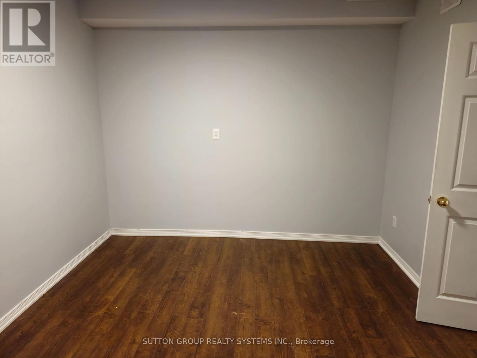 Lower - 8879 Heritage Road, Brampton, Ontario  L6Y 0E4 - Photo 13 - W13654518