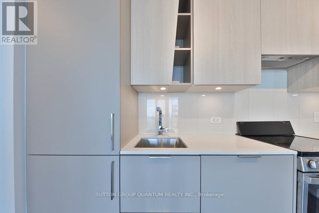 4001 - 3900 Confederation Parkway, Mississauga, Ontario  L5V 0M3 - Photo 14 - W13654524