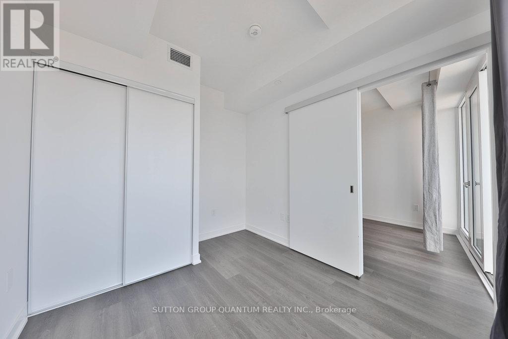 4001 - 3900 Confederation Parkway, Mississauga, Ontario  L5V 0M3 - Photo 21 - W13654524
