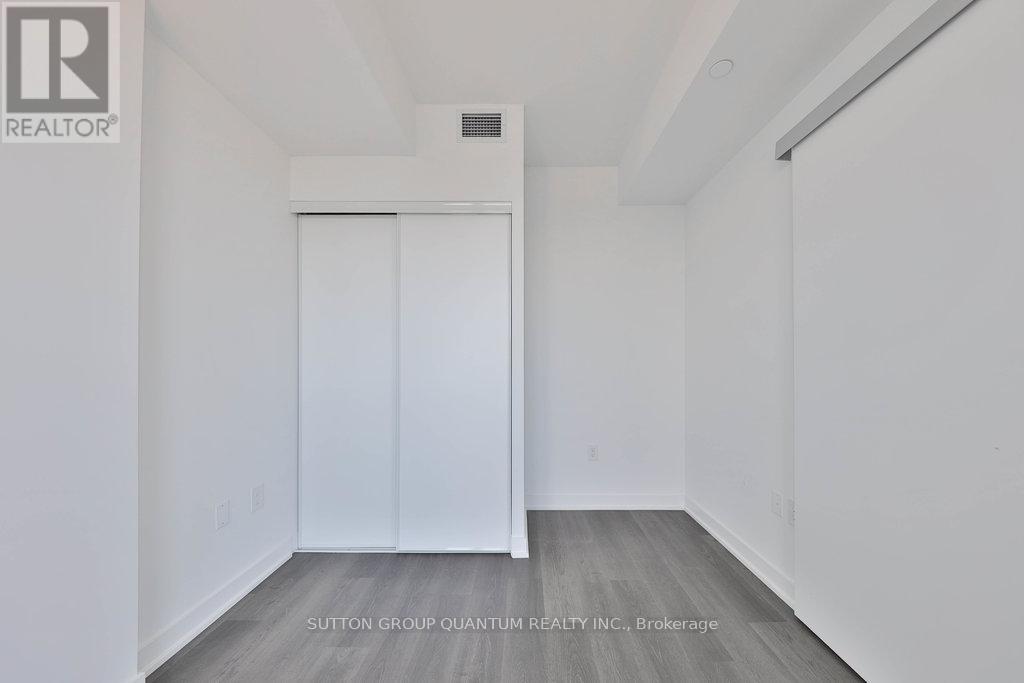 4001 - 3900 Confederation Parkway, Mississauga, Ontario  L5V 0M3 - Photo 22 - W13654524