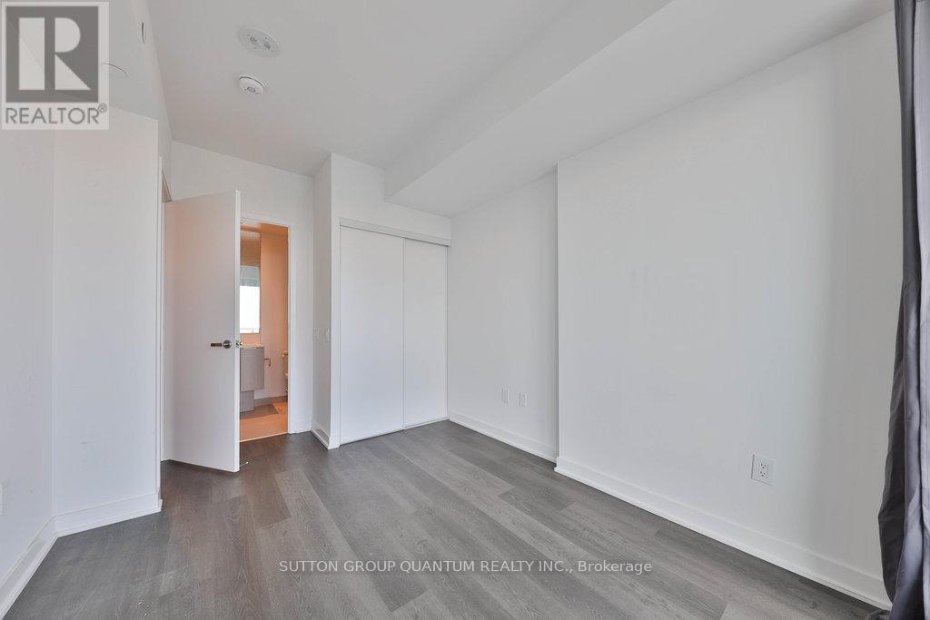 4001 - 3900 Confederation Parkway, Mississauga, Ontario  L5V 0M3 - Photo 26 - W13654524