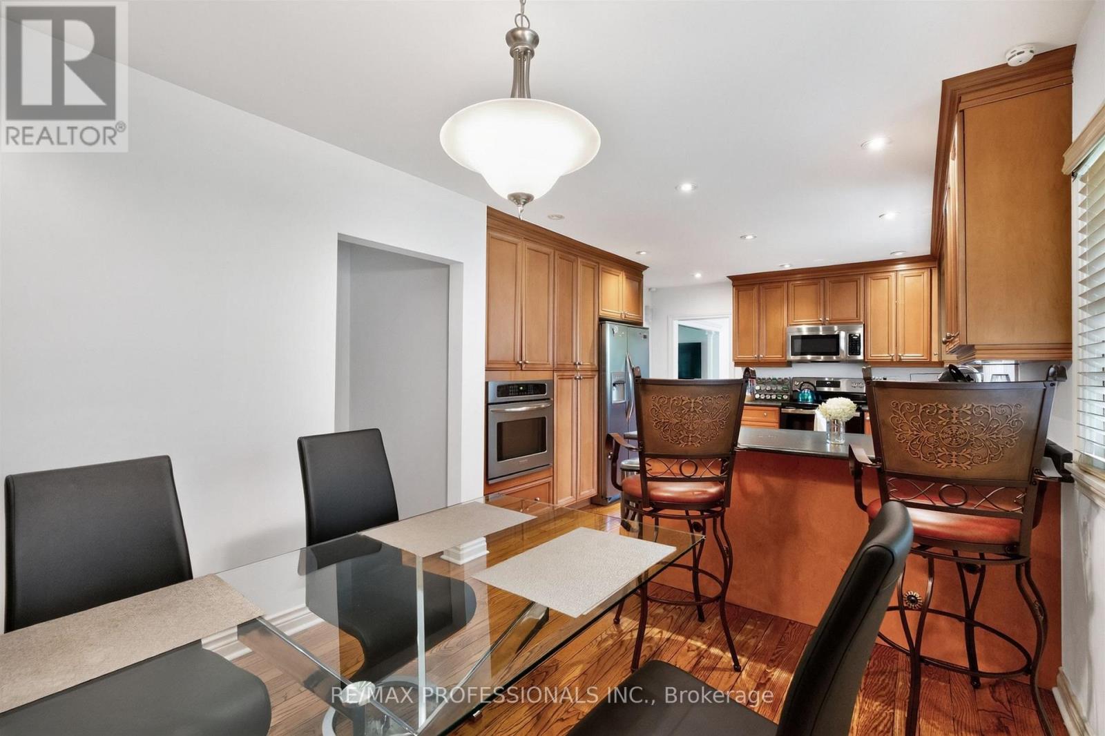 89 Valecrest Drive, Toronto, Ontario  M9A 4P5 - Photo 14 - W13654530