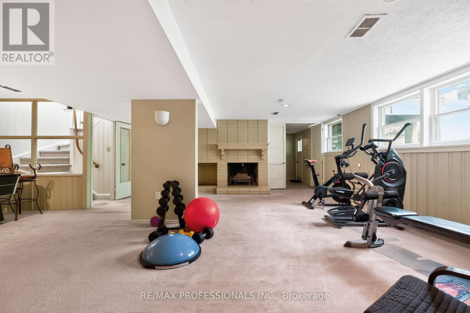 89 Valecrest Drive, Toronto, Ontario  M9A 4P5 - Photo 24 - W13654530