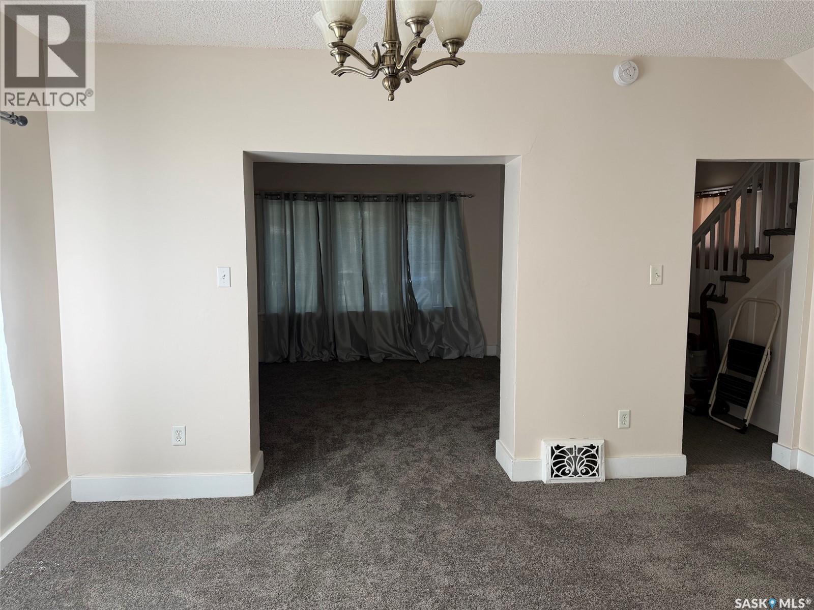 1547 Athol Street, Regina, Saskatchewan  S4T 3C9 - Photo 11 - SK045028