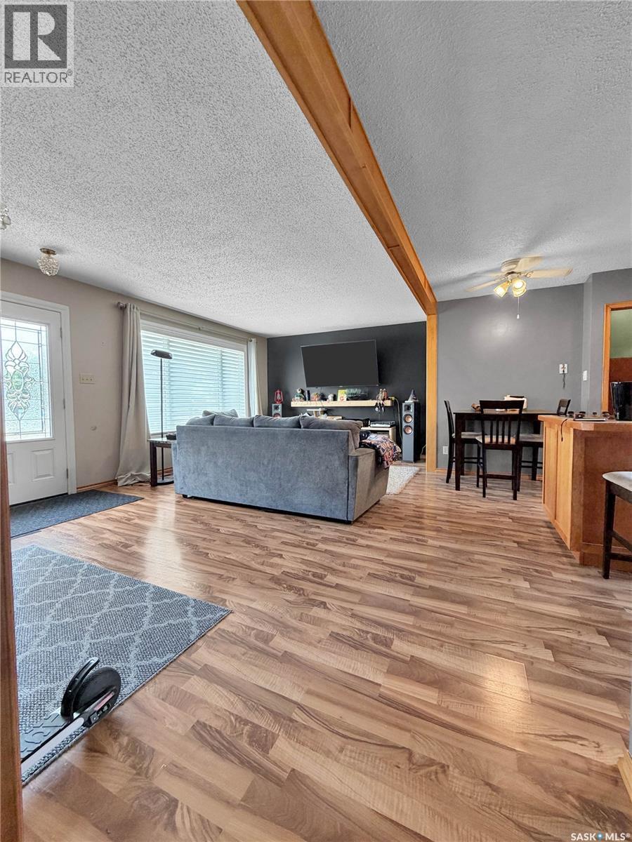 211 Persson Street, Stockholm, Saskatchewan  S0A 3Y0 - Photo 6 - SK045025