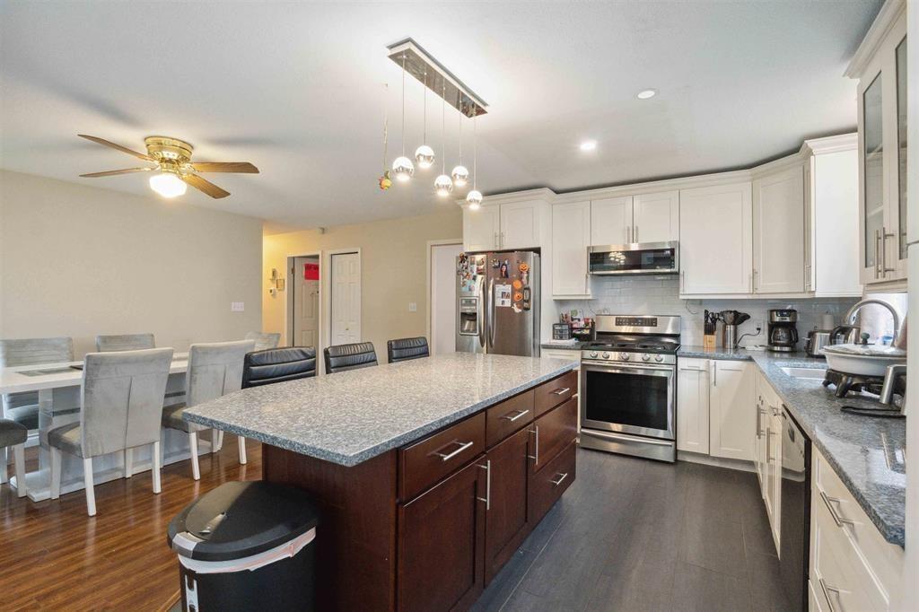 2717 Dehavilland Court, Abbotsford, British Columbia  V2T 5L3 - Photo 12 - R3152747