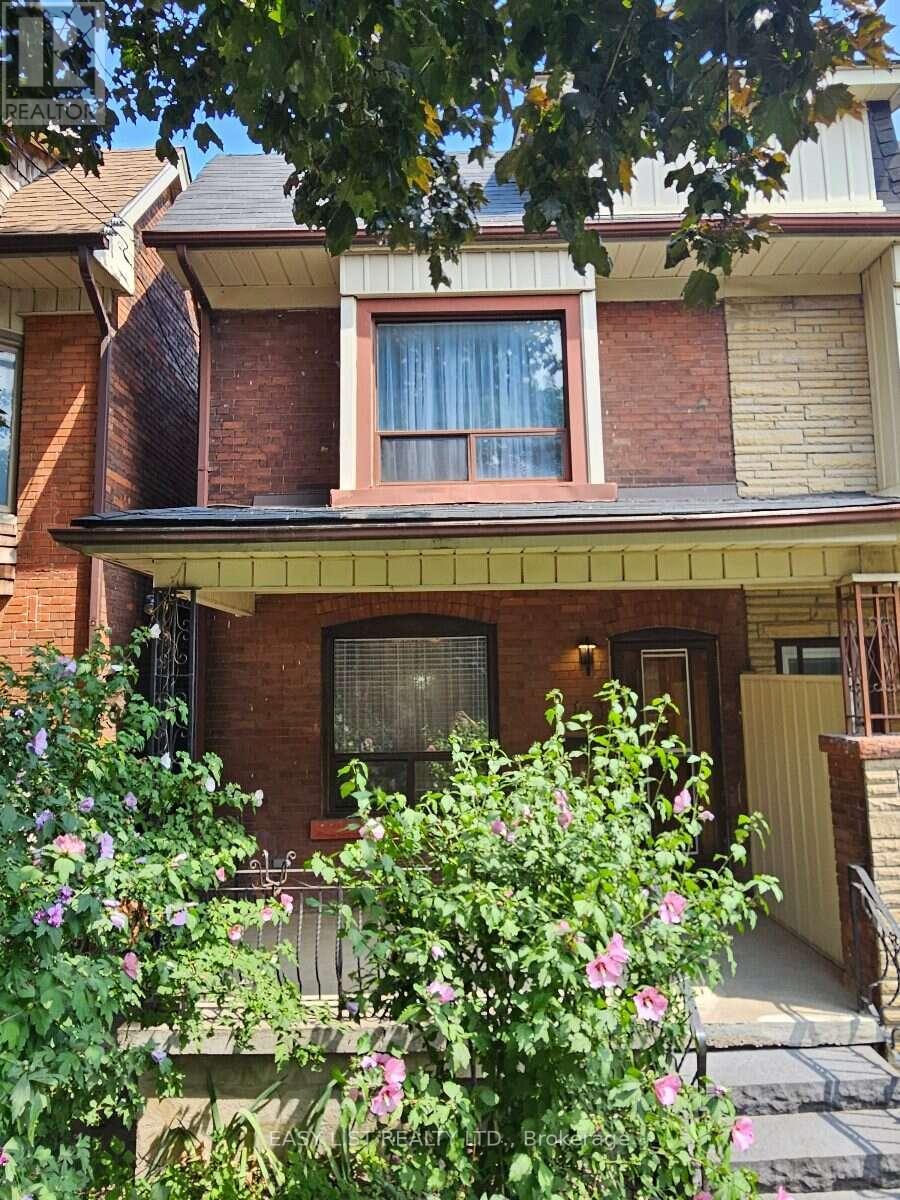 449 PACIFIC AVENUE, Toronto, Ontario