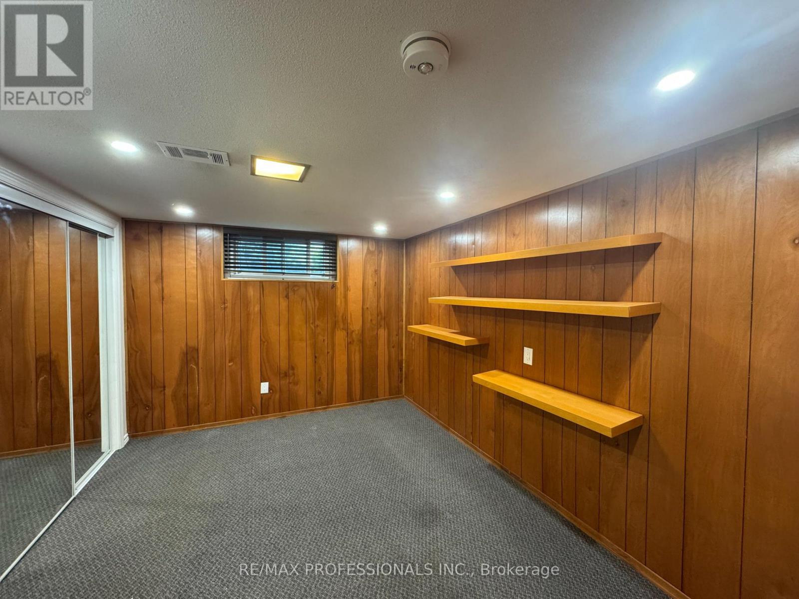 Bsmt - 102 Paulart Drive, Toronto, Ontario  M9B 3V9 - Photo 13 - W13645830