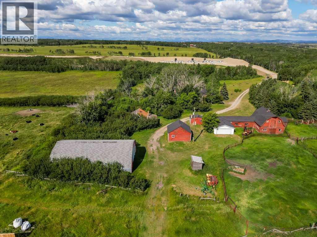 261126 Range Road 33, Rural Rocky View County, Alberta  T4C 0G6 - Photo 15 - A2334195