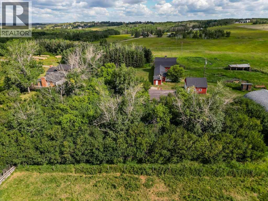 261126 Range Road 33, Rural Rocky View County, Alberta  T4C 0G6 - Photo 4 - A2334195