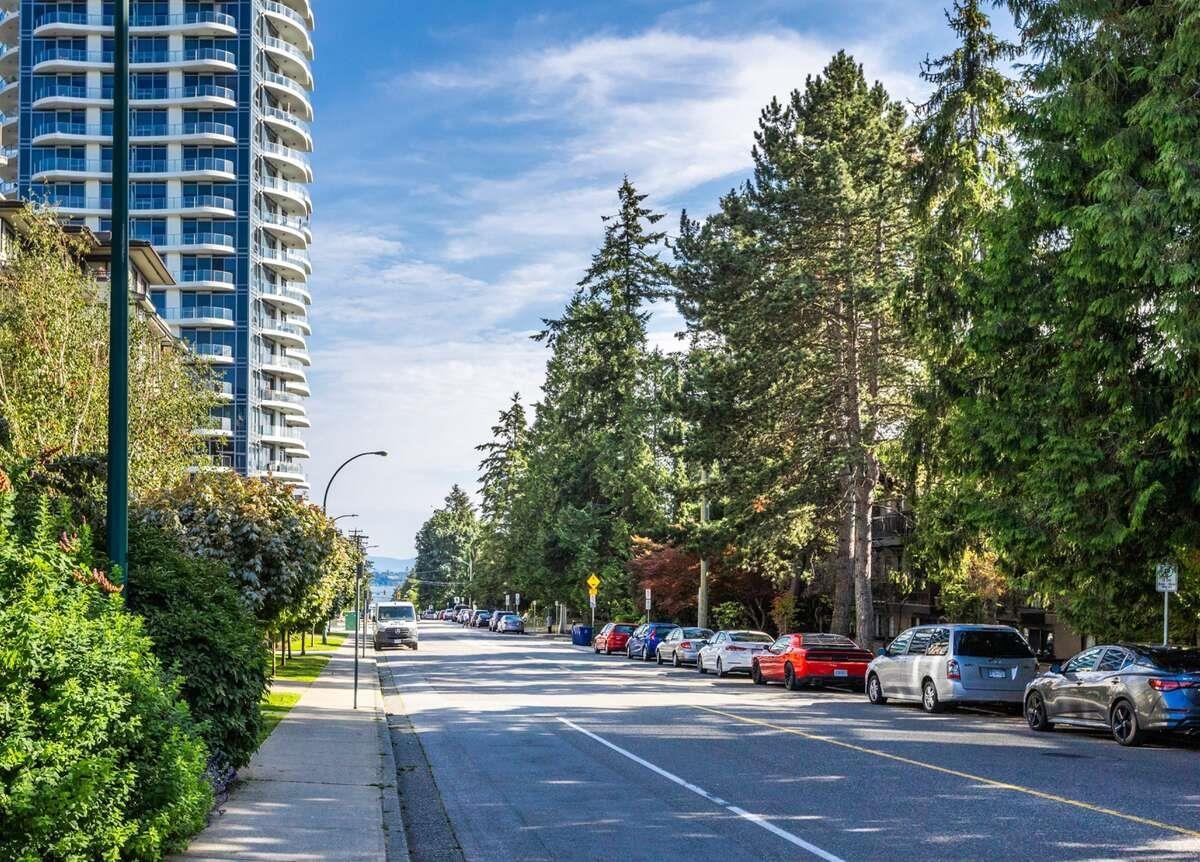 102 15020 North Bluff Road, White Rock, British Columbia  V4B 5A4 - Photo 21 - R3153976