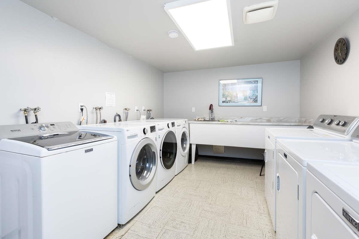 102 15020 North Bluff Road, White Rock, British Columbia  V4B 5A4 - Photo 30 - R3153976