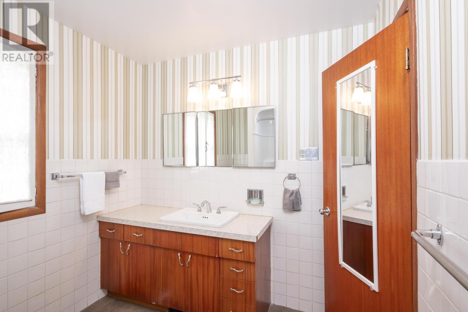 216 Francis St, Thunder Bay, Ontario  P7E 4C2 - Photo 25 - TB2602243