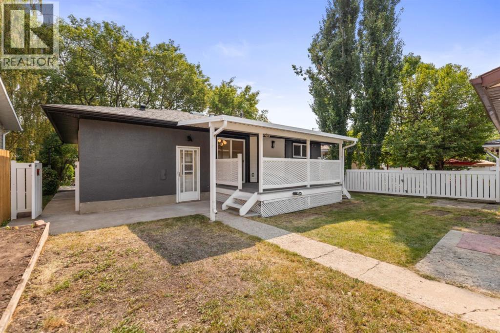 439 Arlington Drive SE, Calgary, Alberta  T2H 1S4 - Photo 6 - A2334107