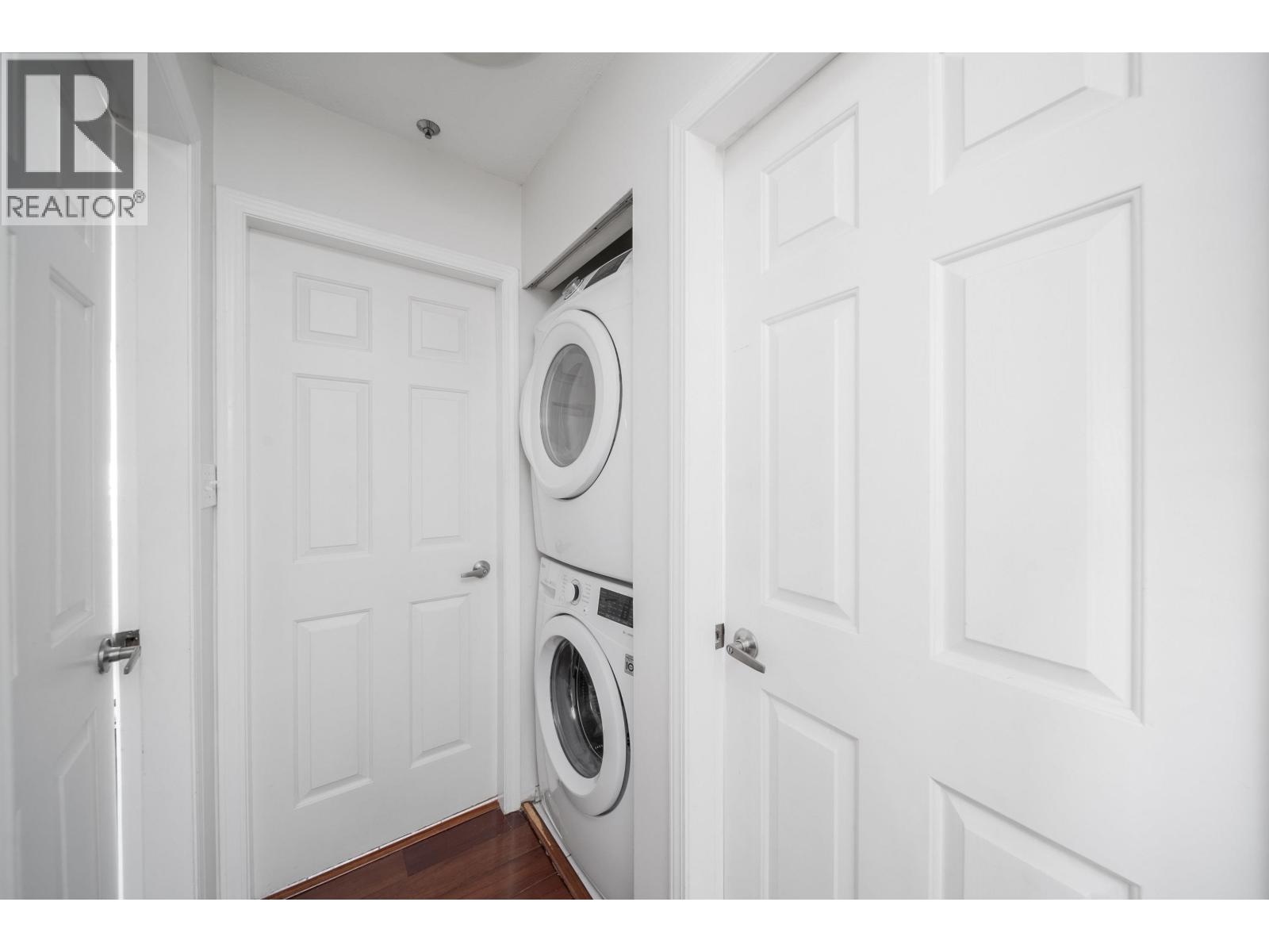 302 8728 SW Marine Drive, Vancouver, British Columbia  V6P 6A4 - Photo 14 - R3086833
