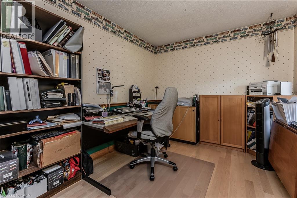 569 Locust Street, Burlington, Ontario  L7S 1V7 - Photo 20 - 40851790