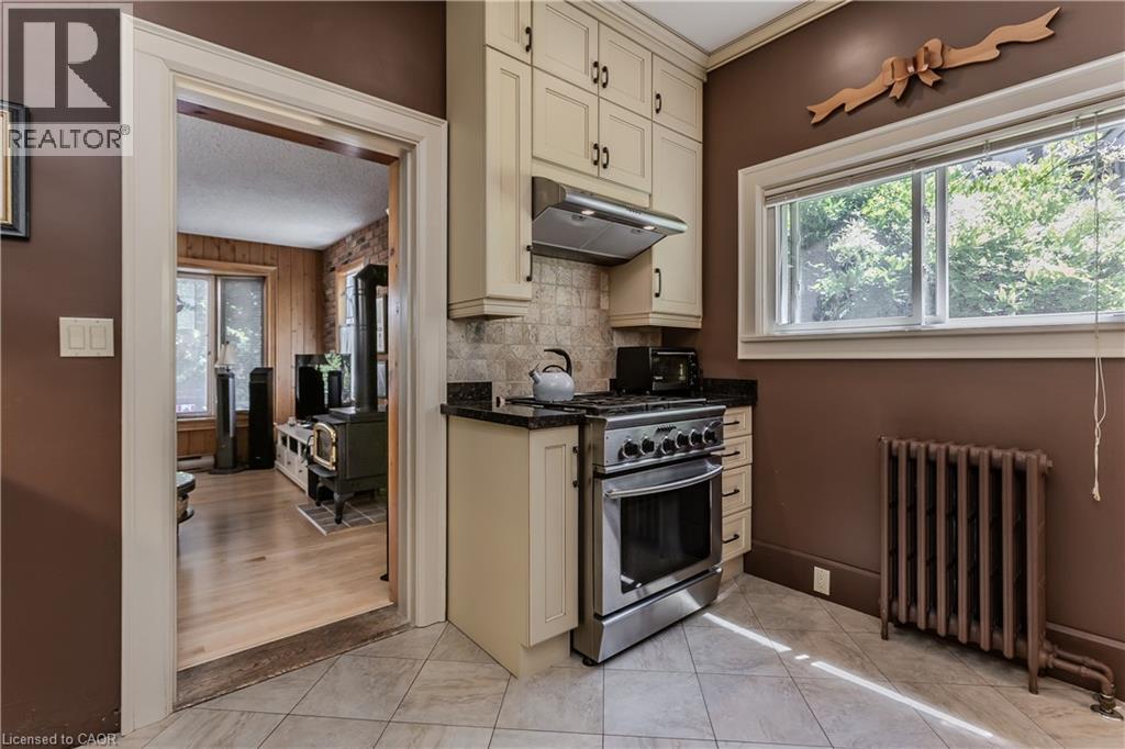 569 Locust Street, Burlington, Ontario  L7S 1V7 - Photo 14 - 40851790