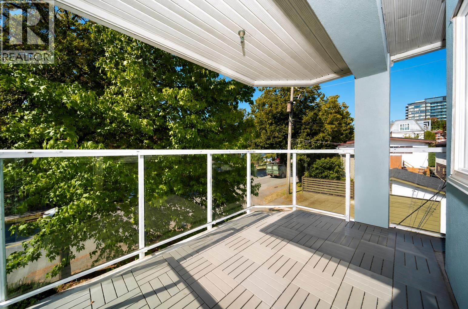 302 8728 SW Marine Drive, Vancouver, British Columbia  V6P 6A4 - Photo 17 - R3086833