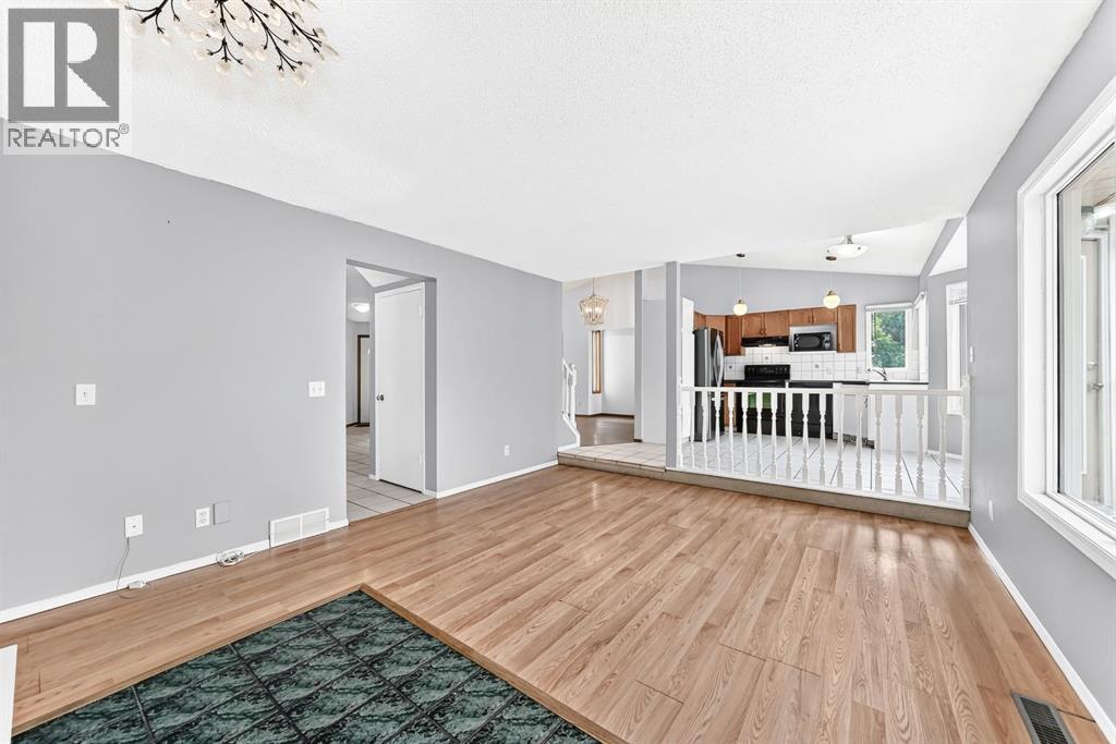 434 Millrise Drive SW, Calgary, Alberta  T2Y 2W5 - Photo 14 - A2335546
