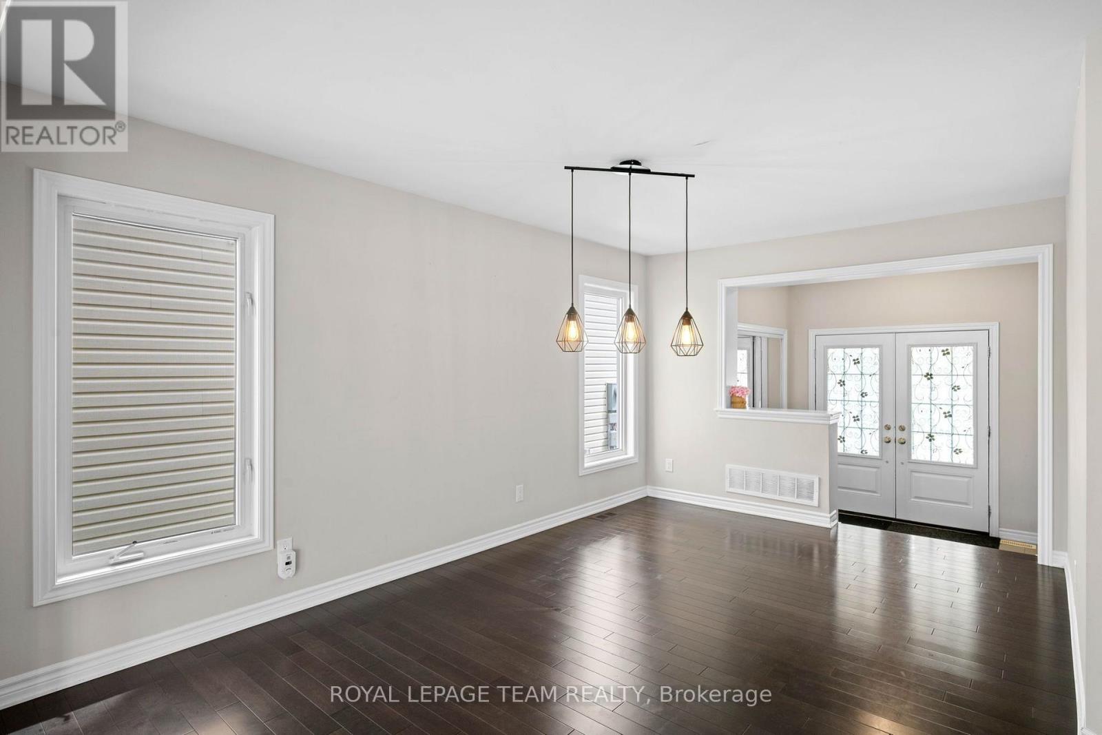 127 Solaris Drive, Ottawa, Ontario K2M 2X4 - Photo 4 - X13654556