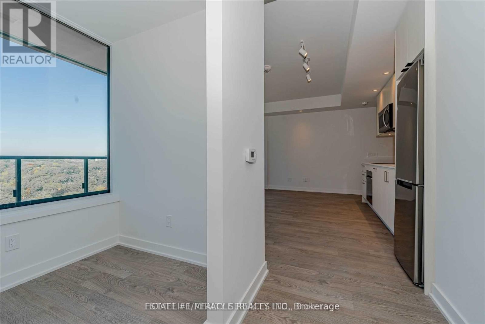 1928 Lakeshore Boulevard W, Toronto, Ontario  M6S 1A1 - Photo 17 - W13654568