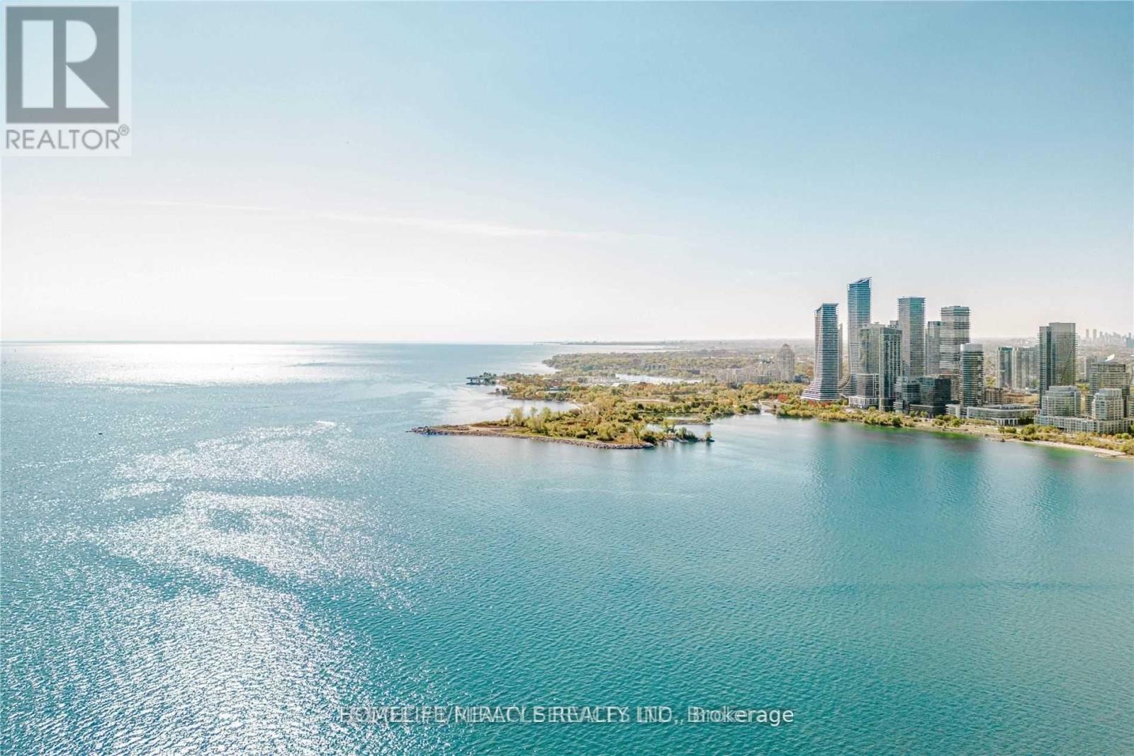 1928 Lakeshore Boulevard W, Toronto, Ontario  M6S 1A1 - Photo 35 - W13654568