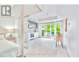 211 - 2300 ST CLAIR AVENUE W, Toronto, Ontario