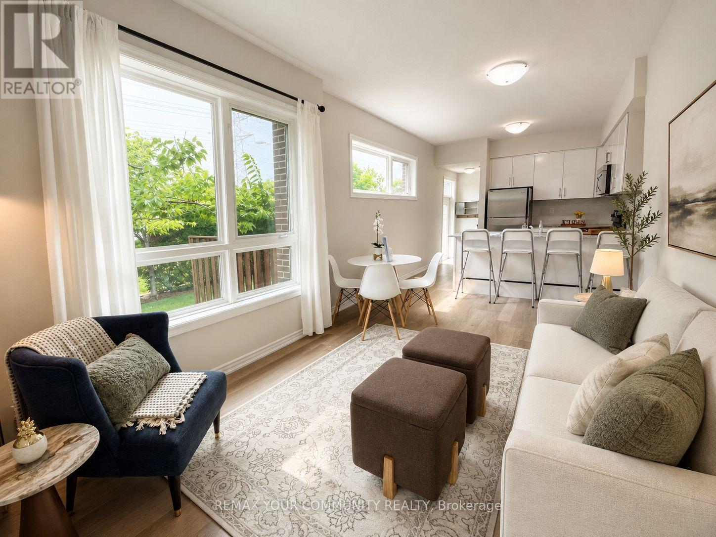 2 - 90 Caledonia Park Road, Toronto, Ontario  M6H 0B1 - Photo 2 - W13625688