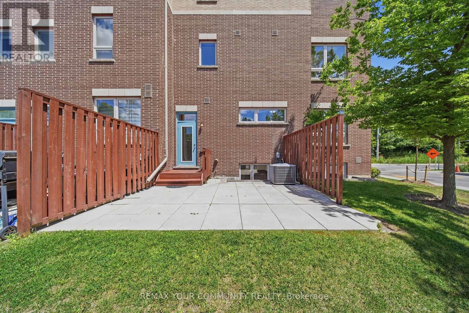 2 - 90 Caledonia Park Road, Toronto, Ontario  M6H 0B1 - Photo 27 - W13625688