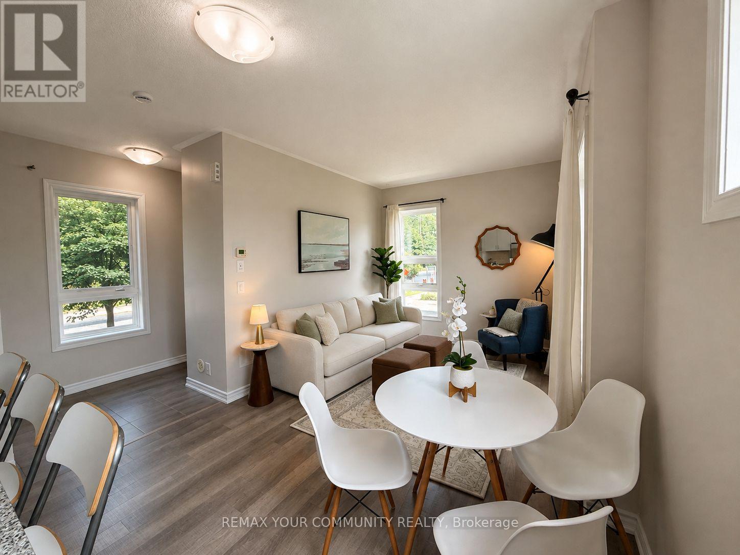 2 - 90 Caledonia Park Road, Toronto, Ontario  M6H 0B1 - Photo 3 - W13625688