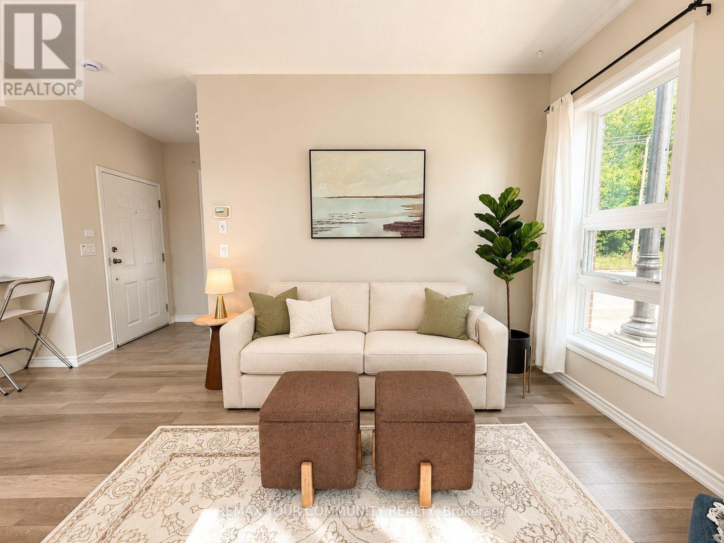 2 - 90 Caledonia Park Road, Toronto, Ontario  M6H 0B1 - Photo 5 - W13625688