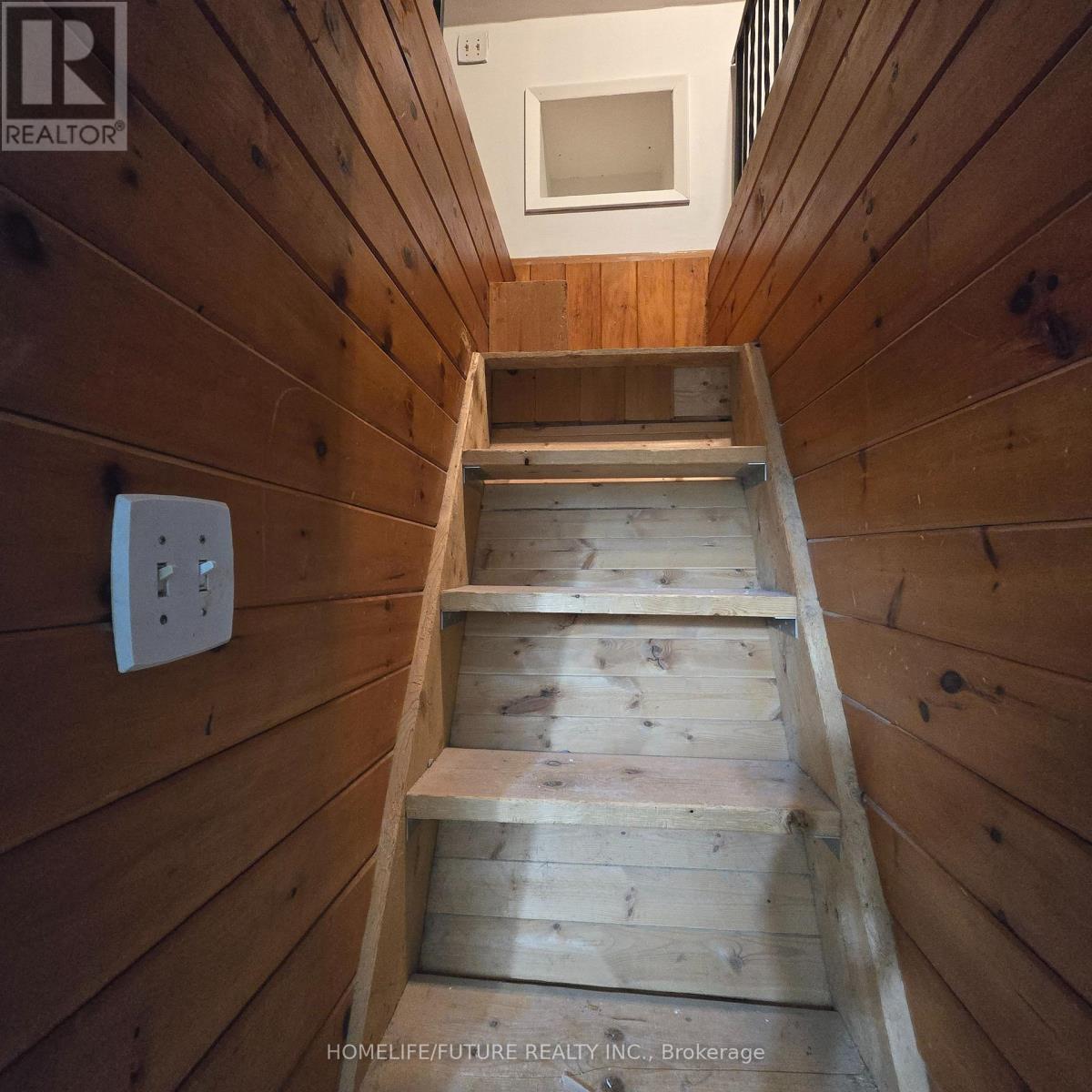 B - 16 Highland Avenue, Belleville, Ontario K8P 3R1 - Photo 12 - X13654562