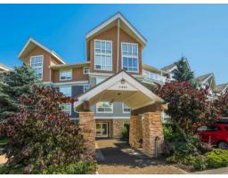 319 6480 194 STREET, Surrey, British Columbia