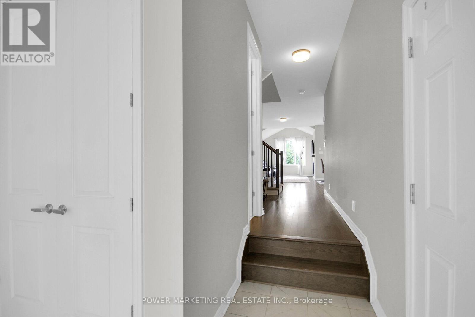 805 Cerulean Way, Ottawa, Ontario  K1W 0S7 - Photo 6 - X13637694