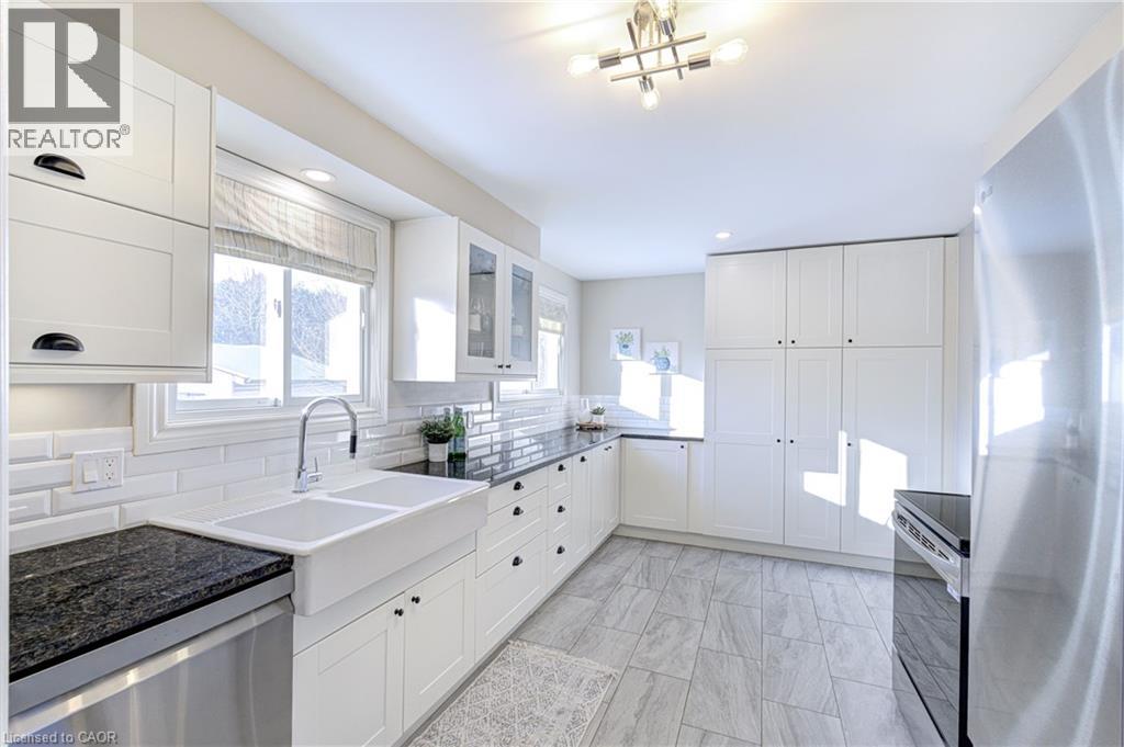 2225 Wyandotte Drive, Oakville, Ontario  L6L 2T4 - Photo 11 - 40837874