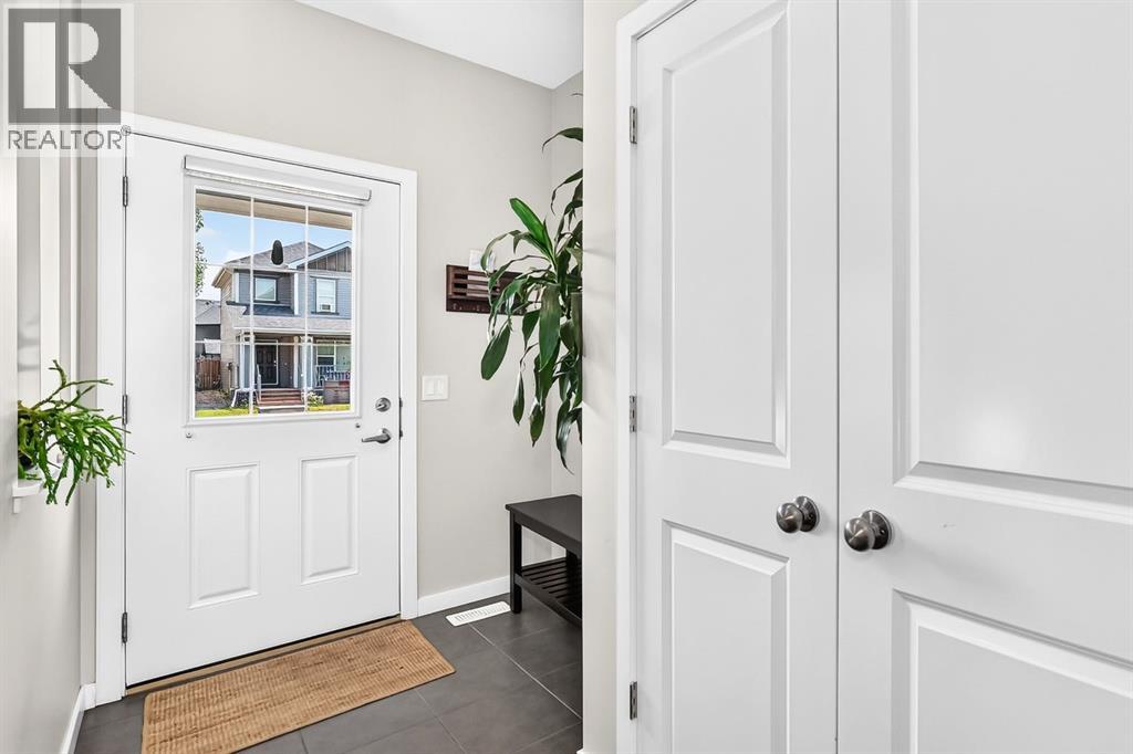 148 Copperpond Parade, Calgary, Alberta T2Z 5A9 - Photo 3 - A2332743