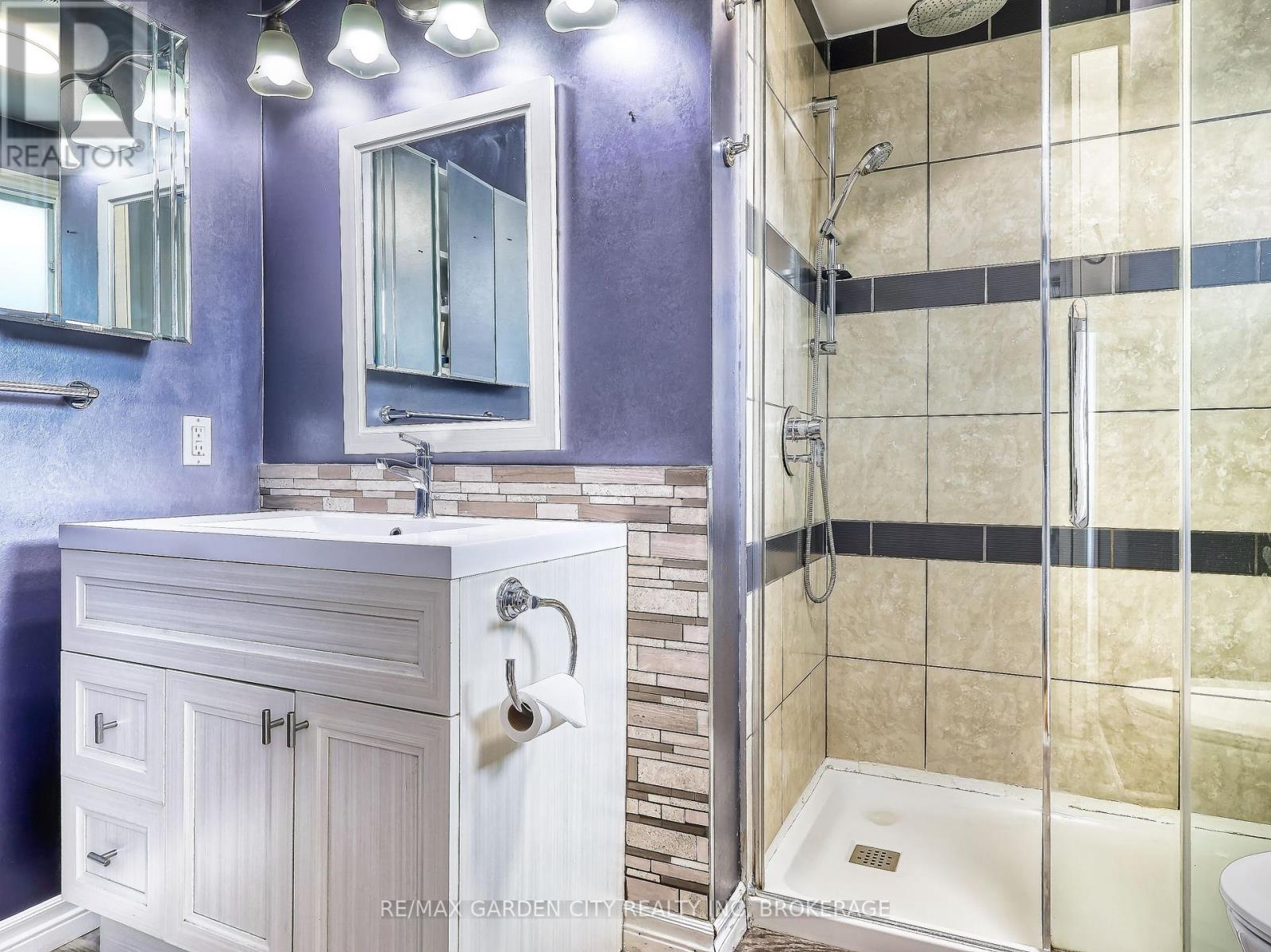 36 Rochelle Drive, St. Catharines, Ontario  L2M 6Y9 - Photo 18 - X13545206