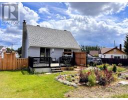 18 Swallow DR, Manitouwadge, Ontario