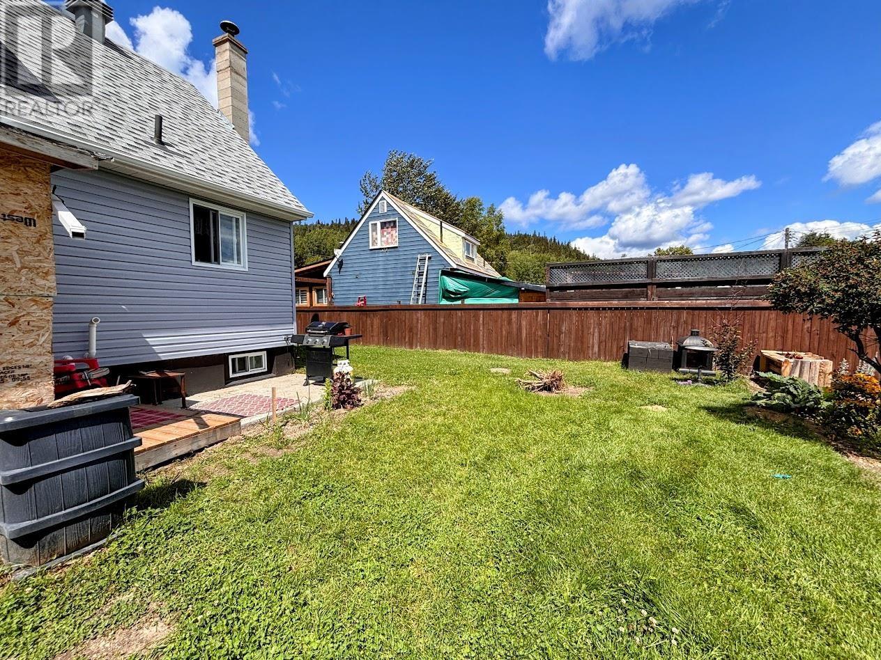 18 Swallow Dr, Manitouwadge, Ontario  P0T 2C0 - Photo 39 - TB2600727